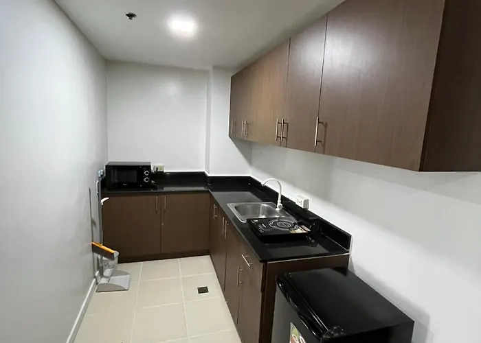 A Venue Residences 10h *
